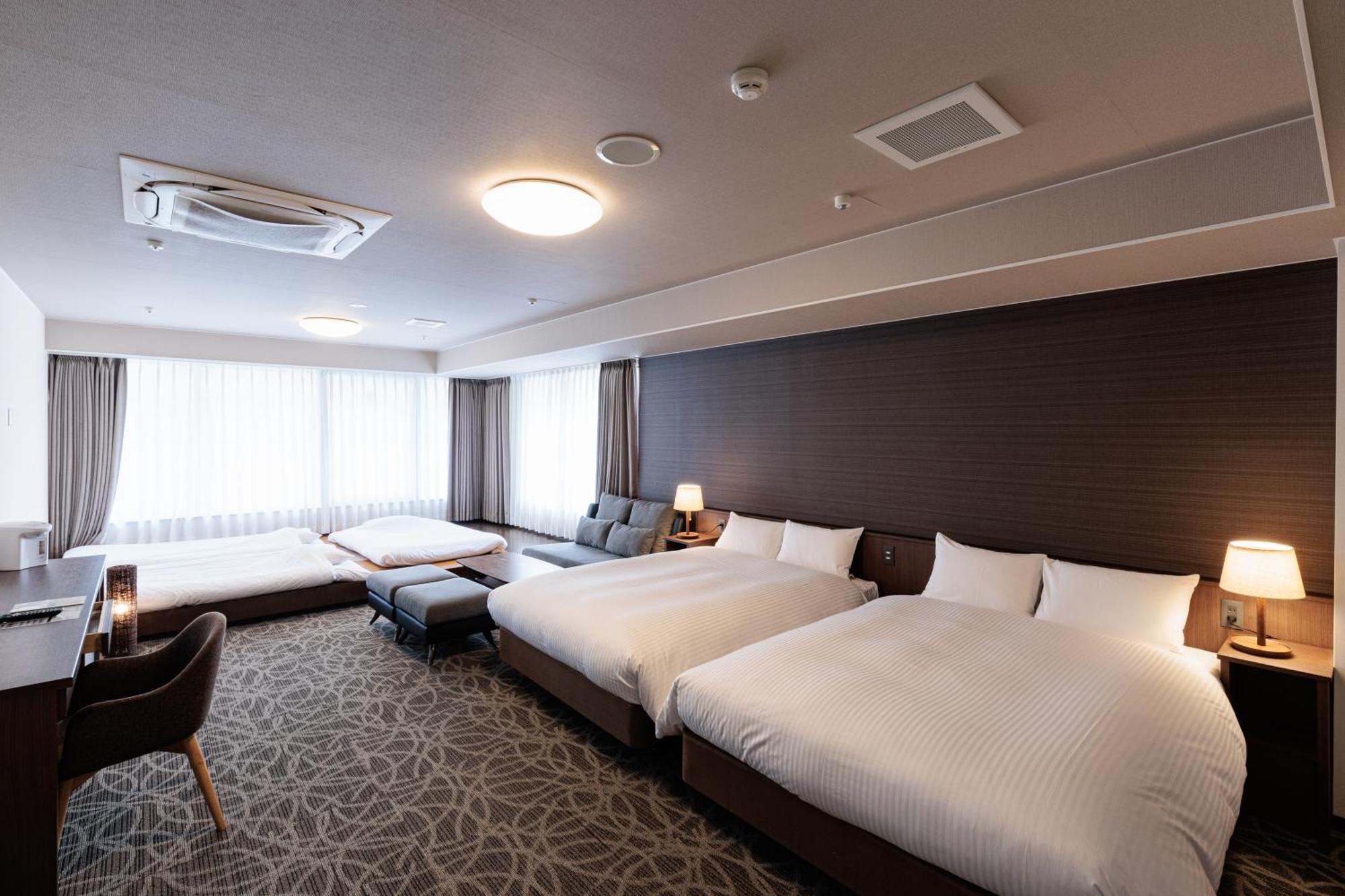 Hotel Silk Tree Наґоя Екстер'єр фото